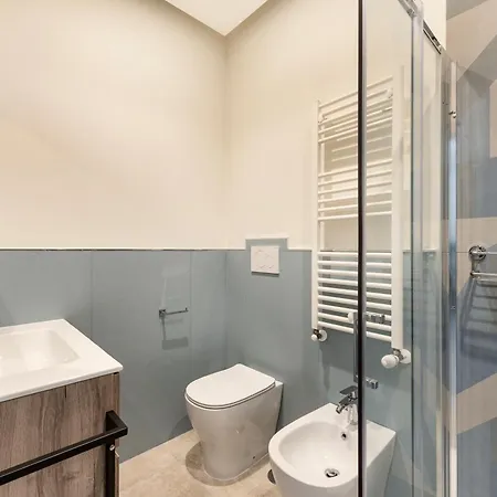 Domus 28 * Rome