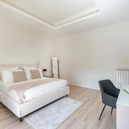 Domus 28 Guest house