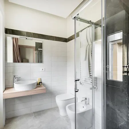 Domus 28 Guest house *