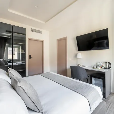 Domus 28 4*